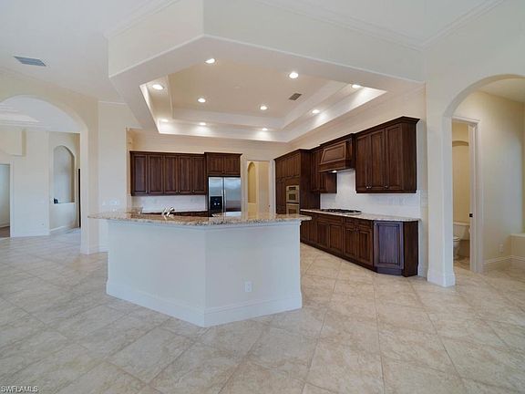 5th image of 18630 Verona Lago Dr