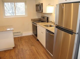 74 Bryon Rd APT 2, Chestnut Hill, MA 02467