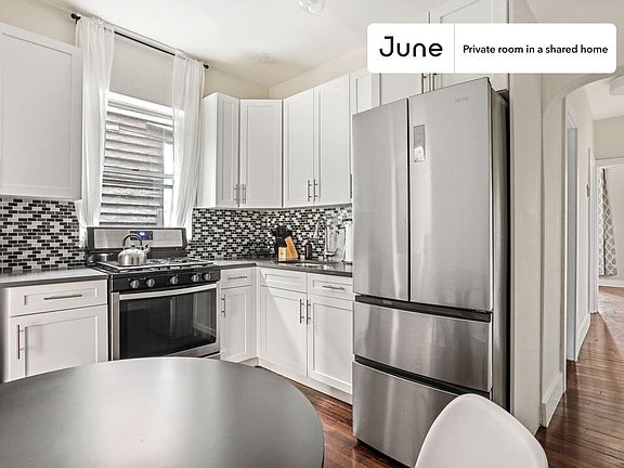 5th image of 2141 Cortelyou Rd #B
