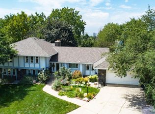 5743 S Florence St, Greenwood Village, CO 80111