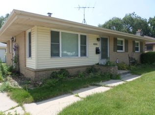 8101 W Green Tree Rd, Milwaukee, WI 53223