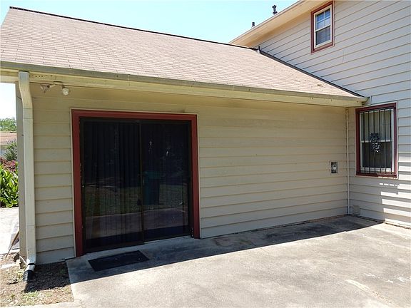 5th image of 6426 Edenfield Dr