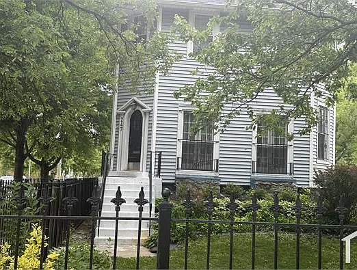 247 N Menard Ave #2