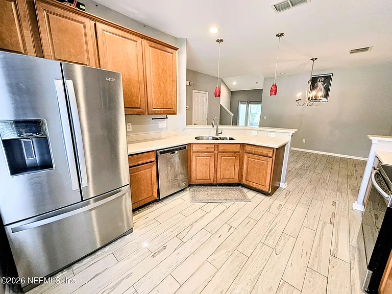 535 Wooded Crossing Cir — Photo 12