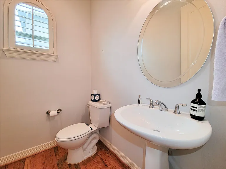 1421 Bremond St — Photo 16