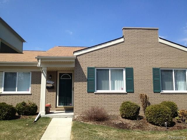 1st image of 25978 Franklin Pointe Dr #1