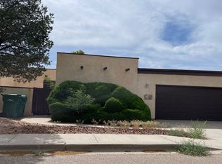 5 Bonnymede Rd, Pueblo, CO 81001