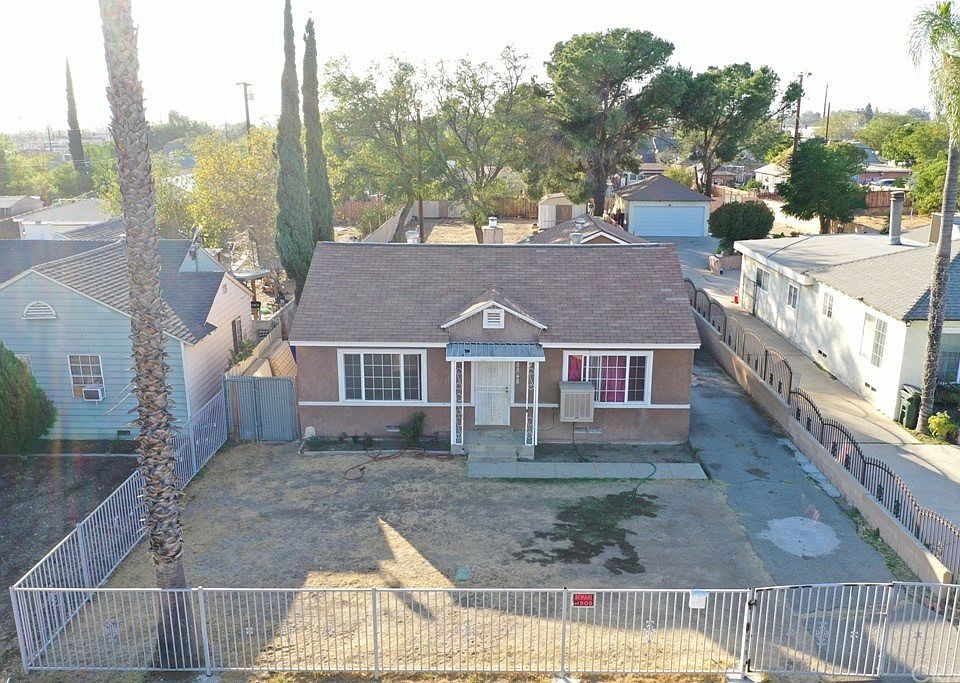 1st image of 8848 Nuevo Ave