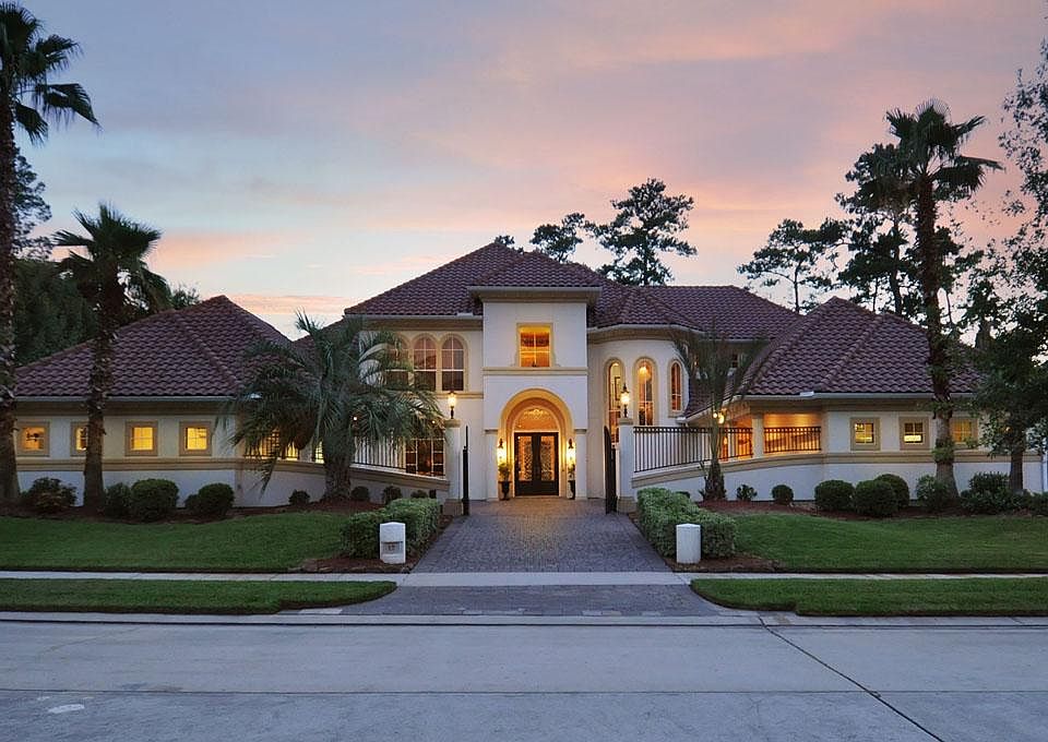 1st image of 17 Island Green Ct