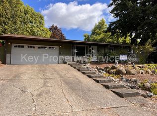 245 NE 22nd St, Gresham, OR 97030