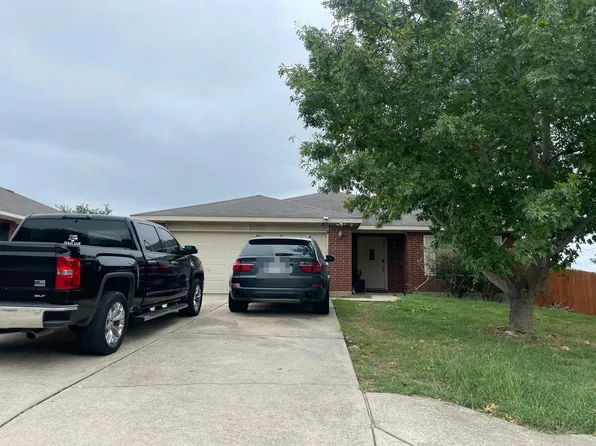 270 Lake Washington Dr, Kyle, TX 78640