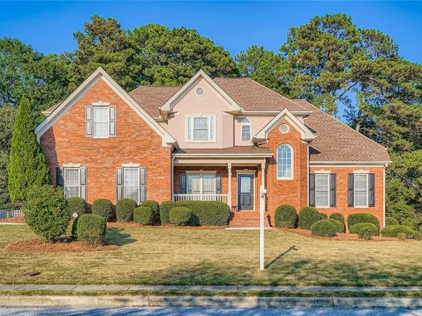 1290 Mount McKinley Dr, Grayson, GA 30017