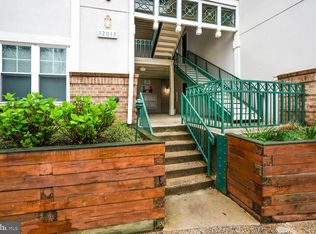 12013 Taliesin Pl APT 11, Reston, VA 20190