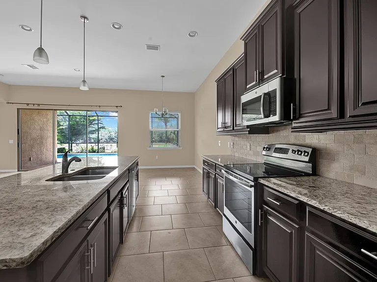 16176 Aberdeen Ave — Photo 7