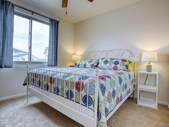 4th image of 42092 N Pinehurst Cir