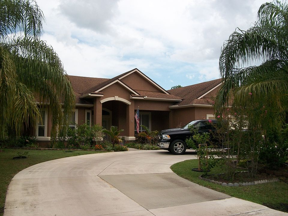 1st image of 155 Barrington Dr
