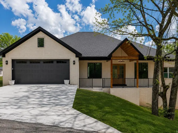222 Cromwell Ct, Hot Springs National Park, AR 71901