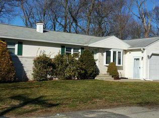 63 Atlantic Ave, Warwick, RI 02888