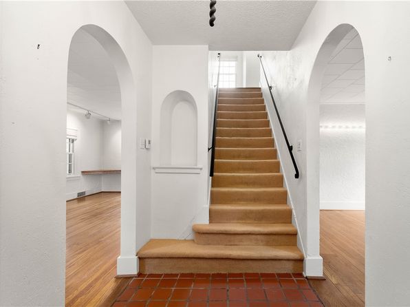 410 Edgeworth Ln, Sewickley, PA 15143