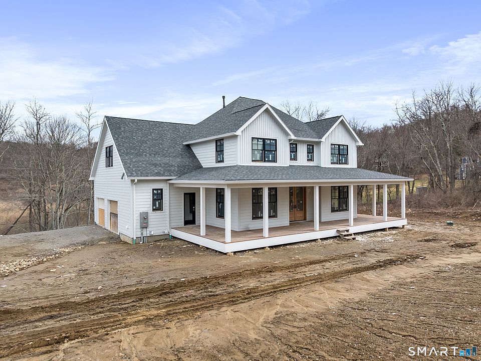 1st image of 2 Pickett Road