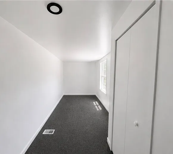 5870 Villa Ave — Photo 3