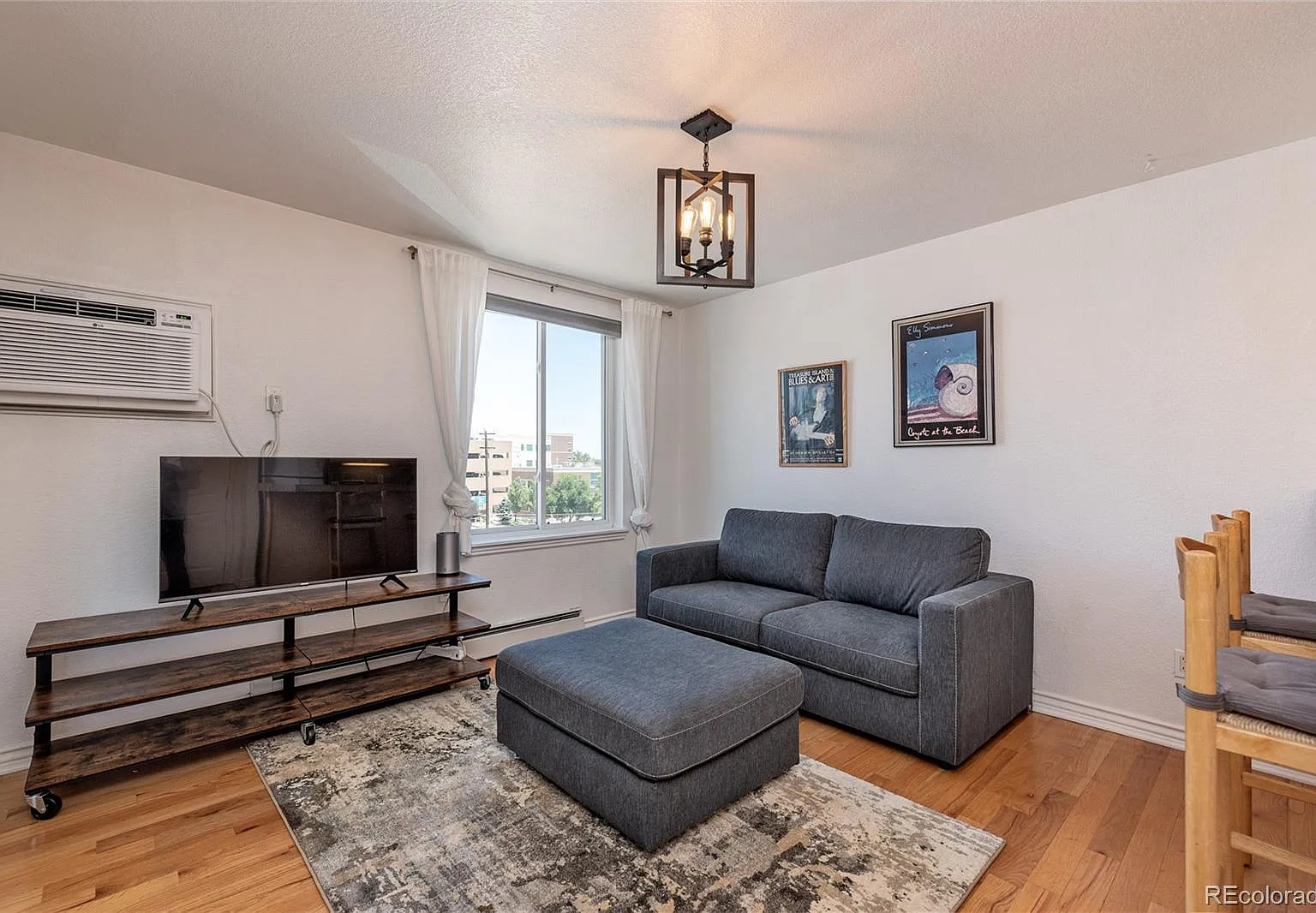 1 bed, 1.0 bath, 428 sqft, $1,695 — Photo 2