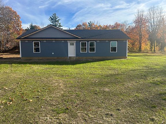 3rd image of 49 Wyatts Way