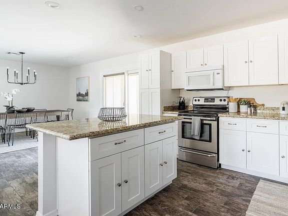 3rd image of 6720 E MORELAND Street