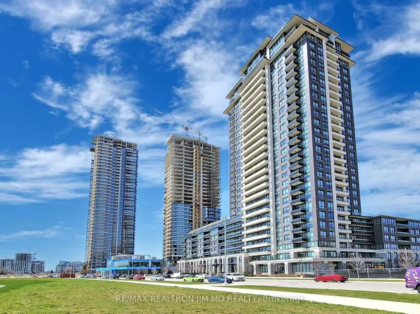 15 Water Walk Dr, Markham, ON