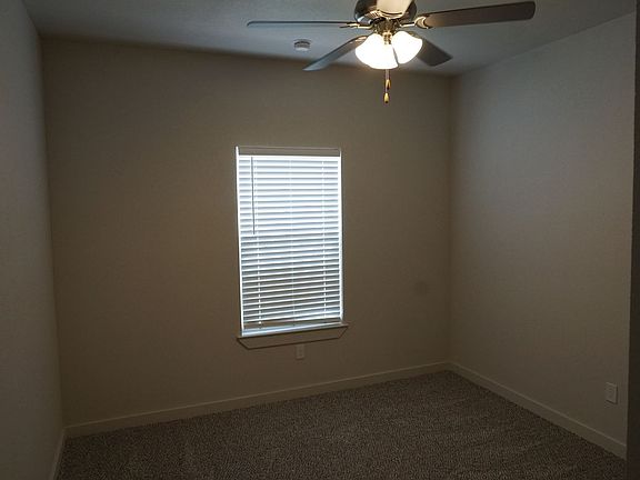 5th image of 2615 135th St