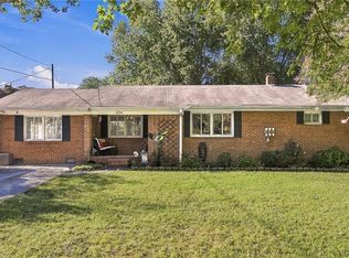 404 Poplar Cir, Yadkinville, NC 27055