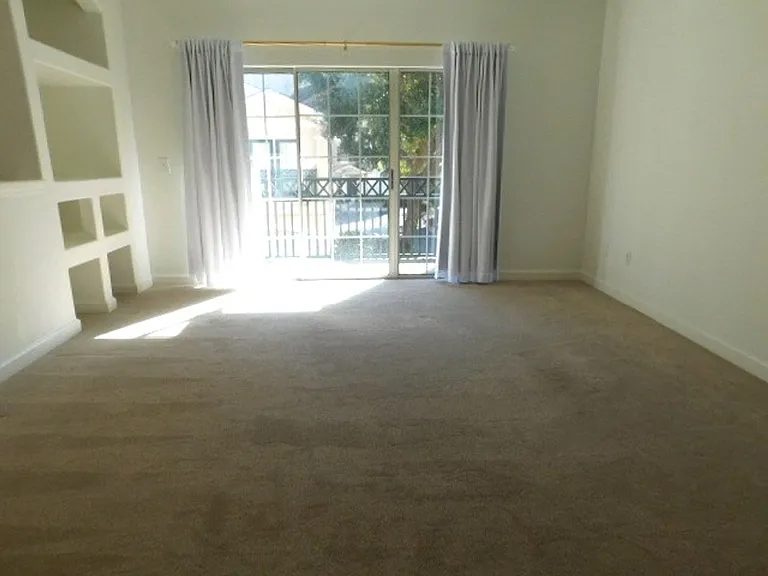 4 Indigo Run Dr #2210 — Photo 22