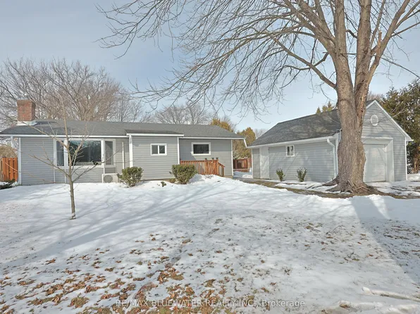 8296 Burwell Rd, Lambton Shores, ON N0M 1T0