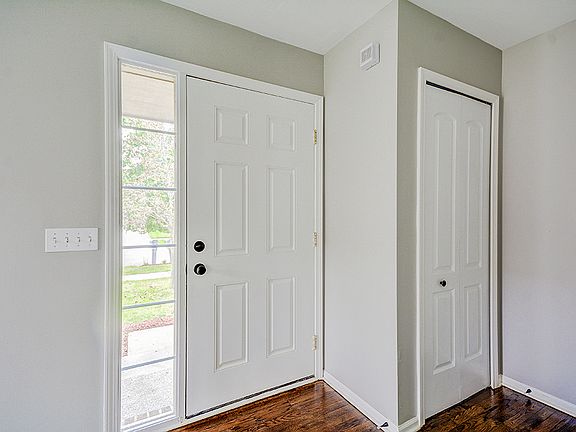 4th image of 7784 Trotters Park St
