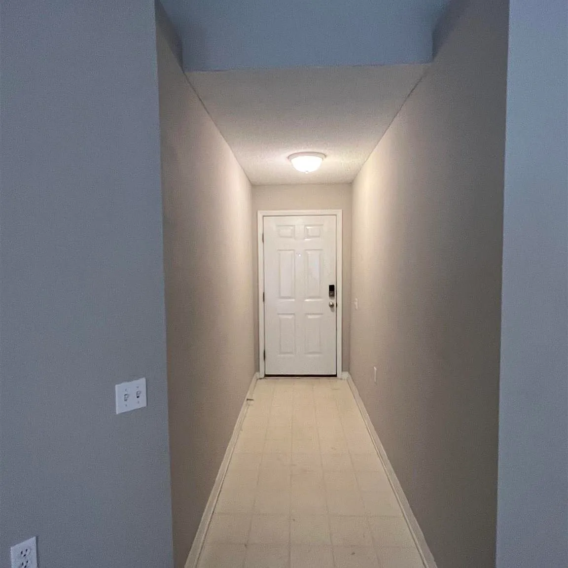 3 bed, 2.0 bath, 1267 sqft, $1,550 — Photo 2