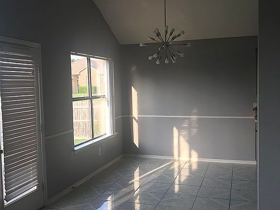 4th image of 2825 Wheatland Dr