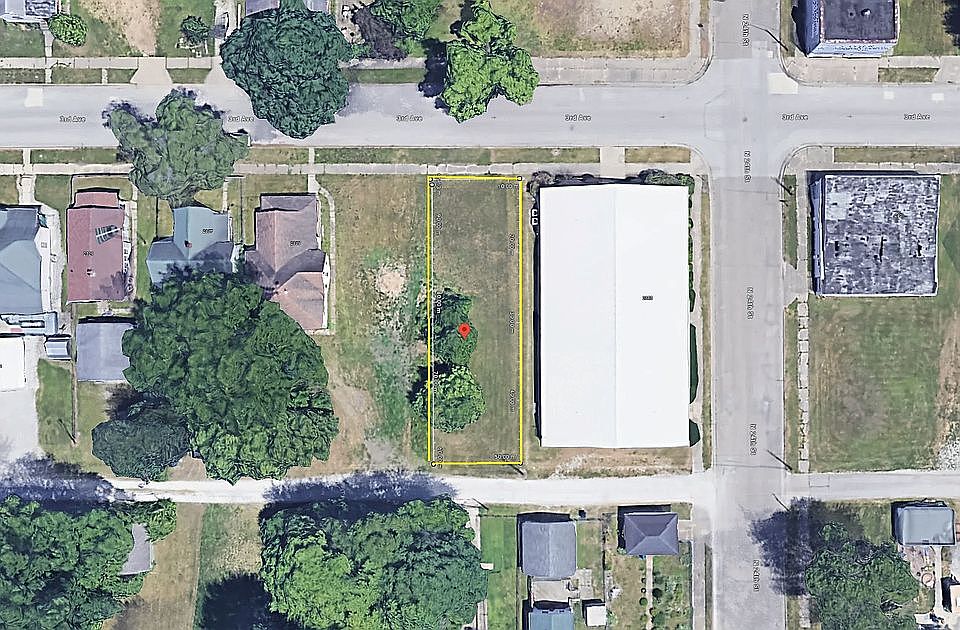 2nd image of 2349 3rd Ave
