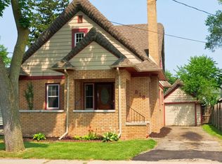 818 Westmoreland Ave, Lansing, MI 48915