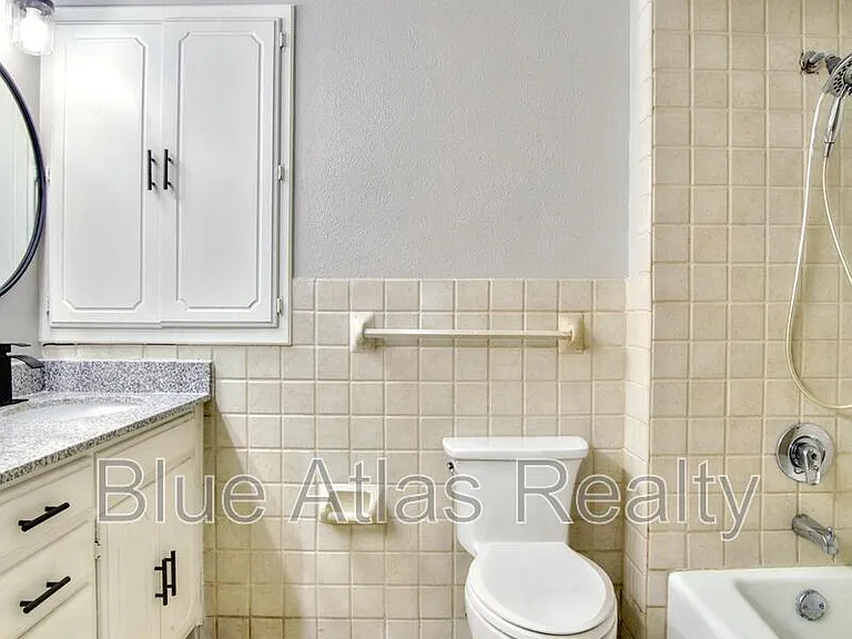 2935 Potomac Ave — Photo 11