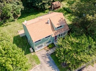 27 Hudson Dr, West Milford, NJ 07480