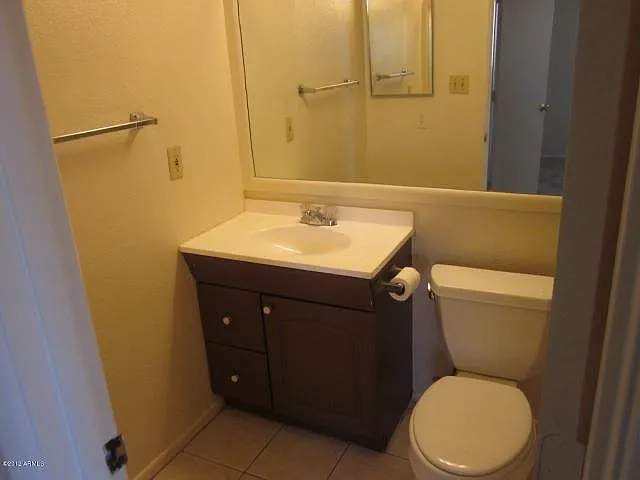1933 E Apollo Ave — Photo 15