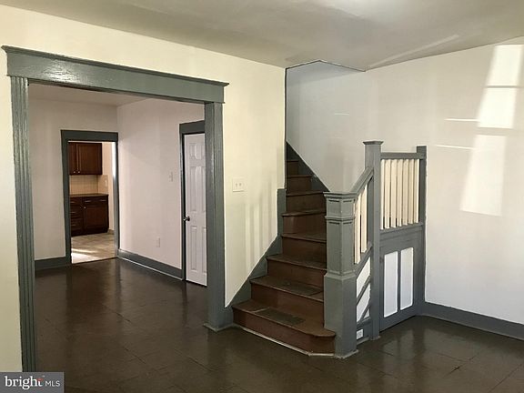 5th image of 514 W Fisher Ave