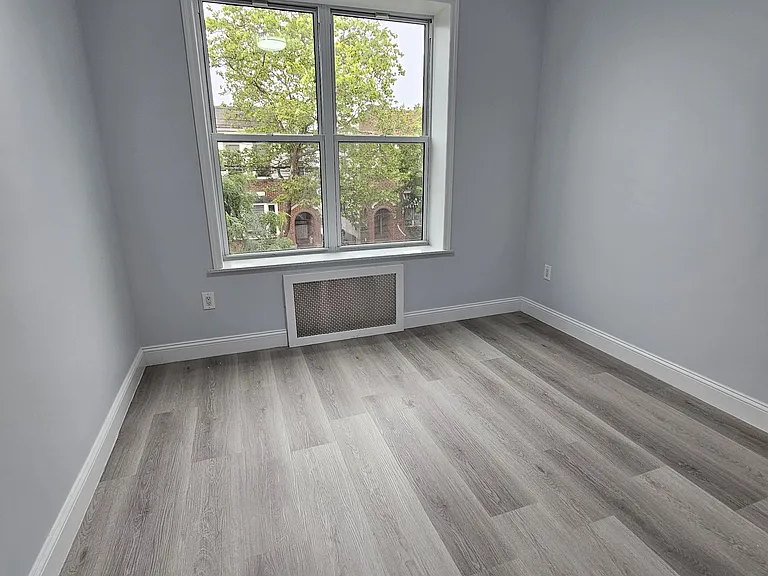 1724 W 13th St #1F — Photo 15