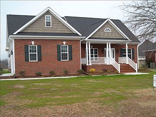 3rd image of 1002 Shelley Dr