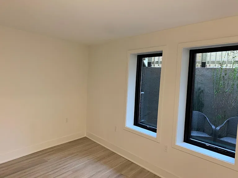 1713 M St NE — Photo 23