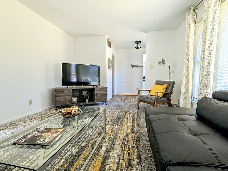 8822 Nottoway Dr — Photo 45