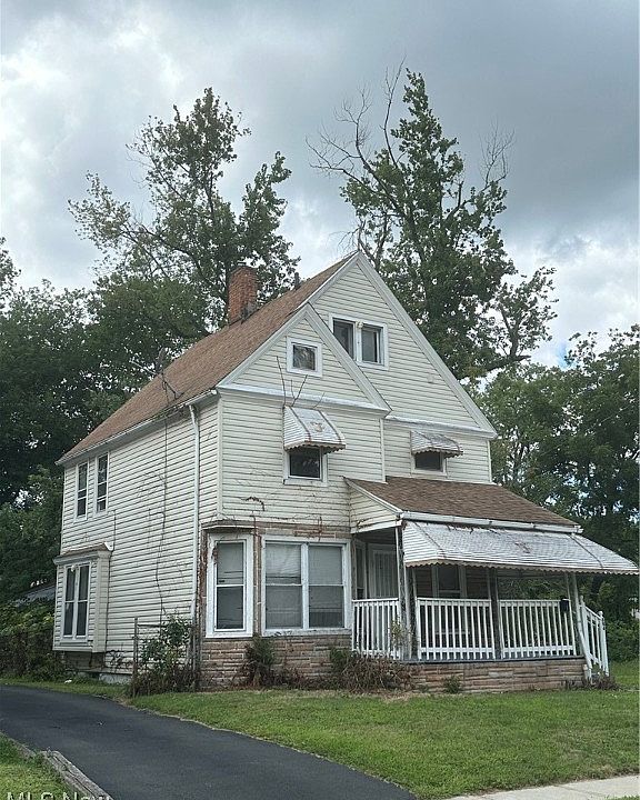 1st image of 684 E 127th St