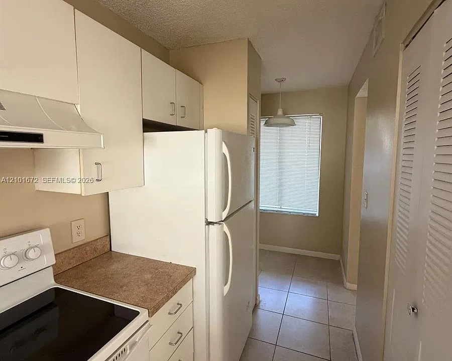 1033 Coral Club Dr #1033
