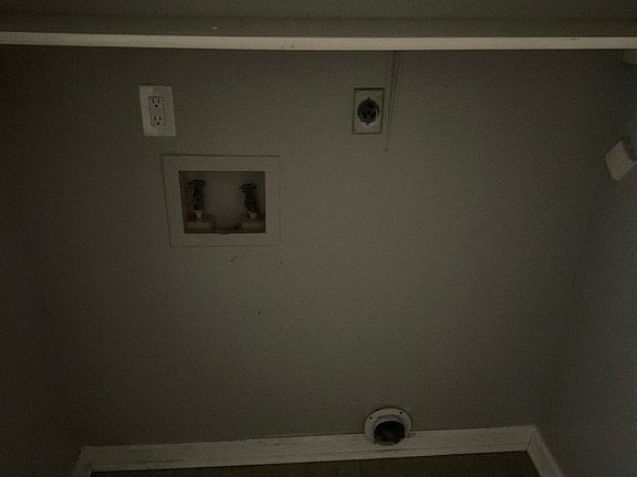 3rd image of 4040 Sunrise Creek Dr