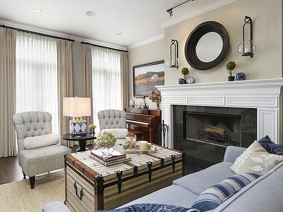 5th image of 2323 N Southport Ave #2